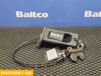 Замок бардачка левый